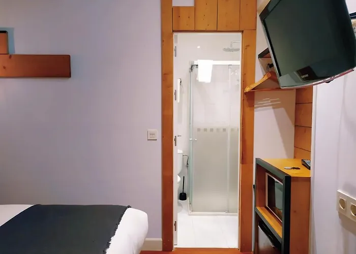 Pensión La Perla 4*